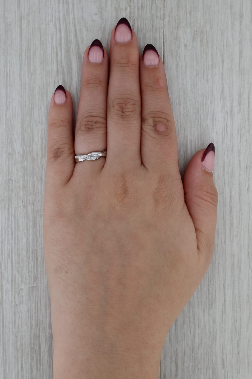 0.12ctw Diamond Woven Wedding Band 10k White Gold Size 5.75 Stackable Ring