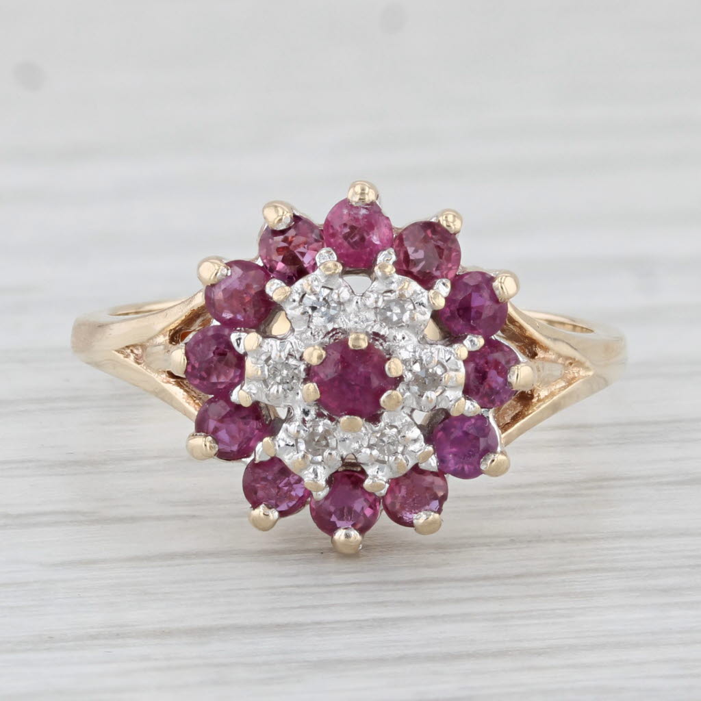 Light Gray 1.05ctw Ruby Diamond Flower Cluster Ring 10k Yellow Gold Size 7.5