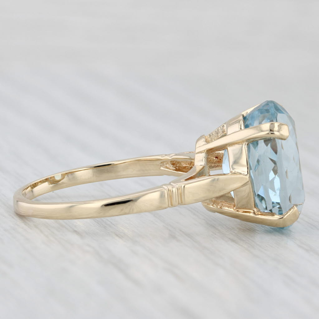 Light Gray 11.60ctw Oval Blue Topaz Solitaire Ring 10k Yellow Gold Size 9.5