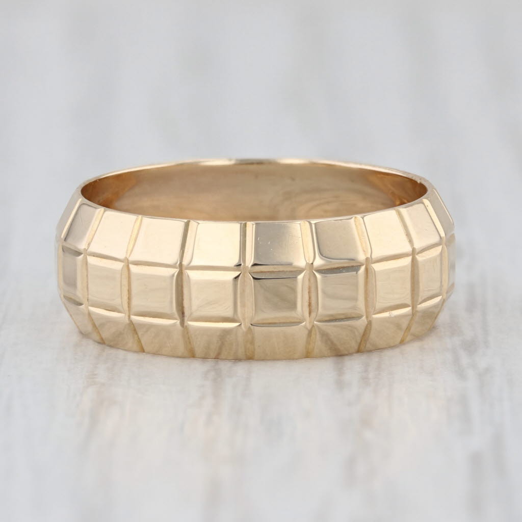 Beveled Band Ring 14k Yellow Gold Stackable Wedding Band Size 6.75