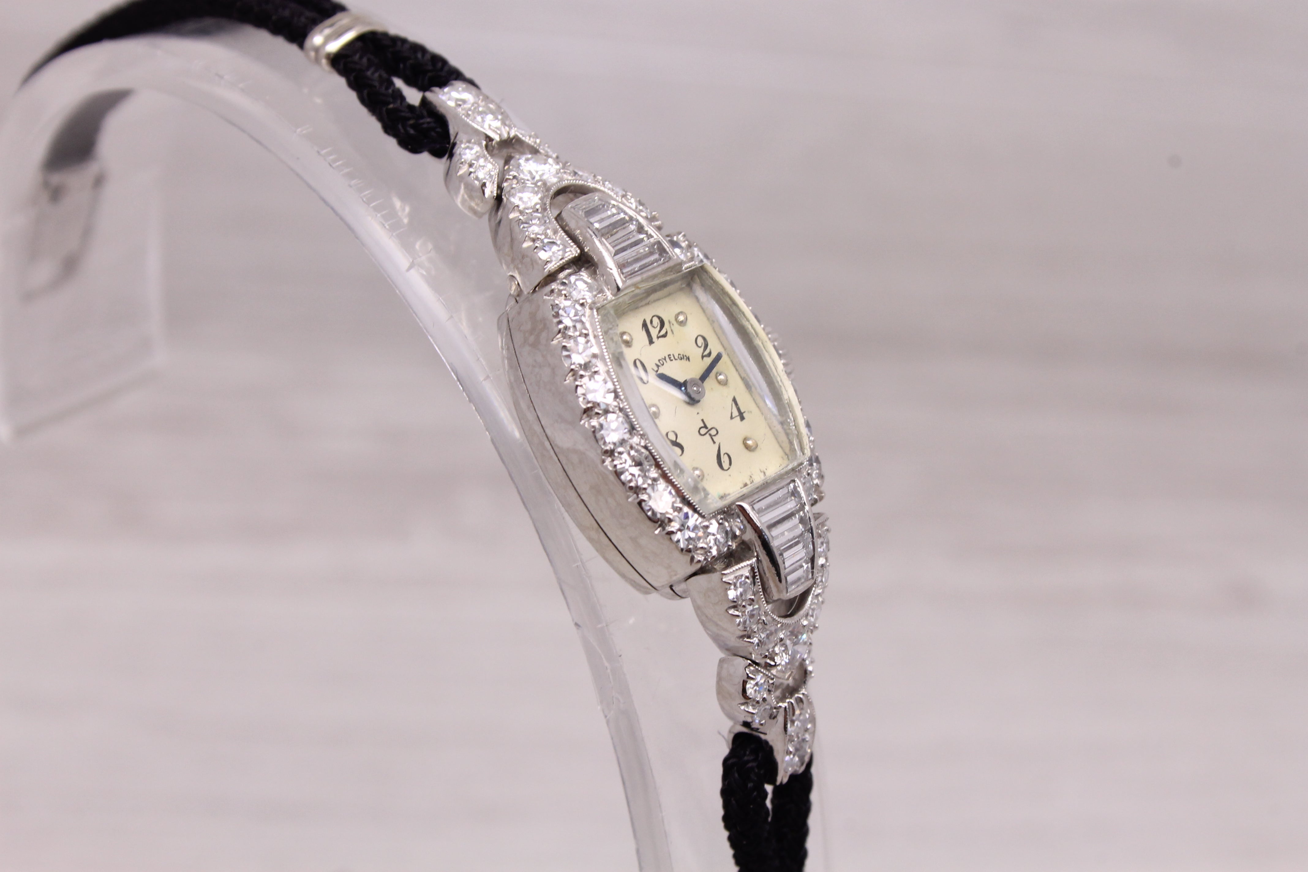 Gray Vintage Lady Elgin Platinum & 1ctw Diamond Art Deco Ladies Wrist Watch Serviced