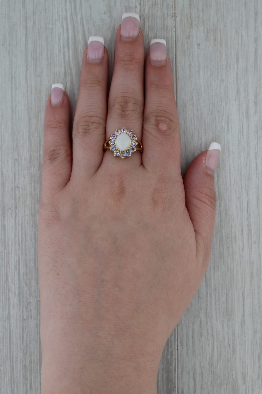 Oval Cabochon 1ctw Tanzanite Halo Ring 14k Yellow Gold Size 8.75