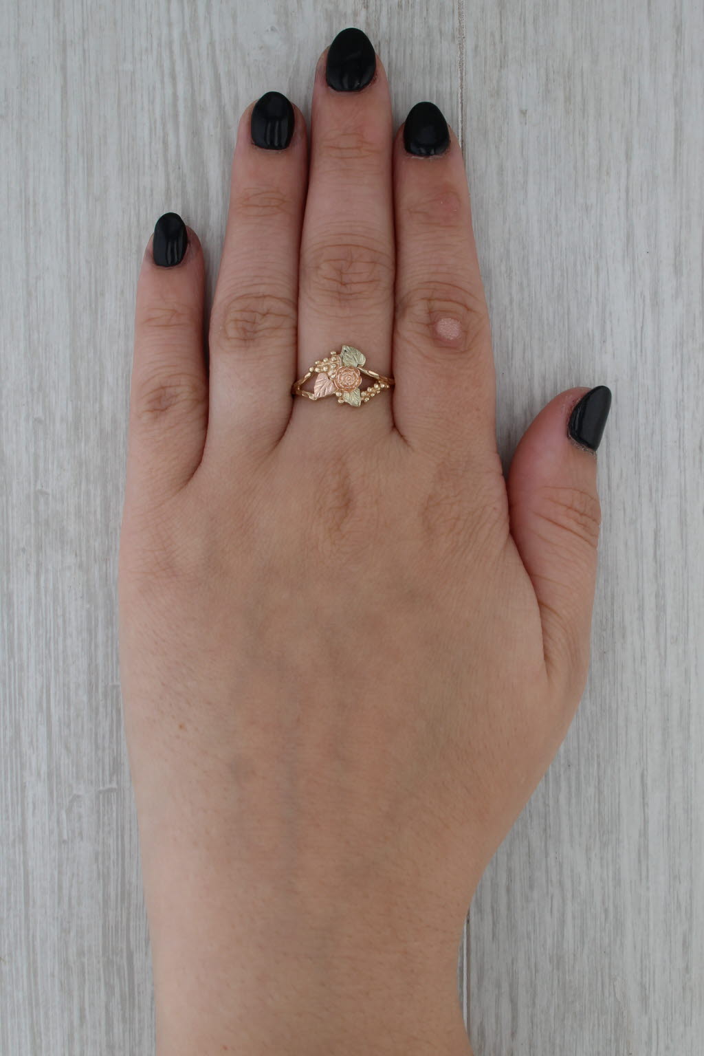 Gold Diggers Black Hills Gold Floral Ring 12k 10k Yellow Rose Green Gold Size 10