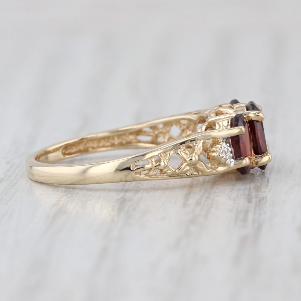 1.74ctw Garnet 3-Stone Diamond Ring 10k Yellow Gold Size 7