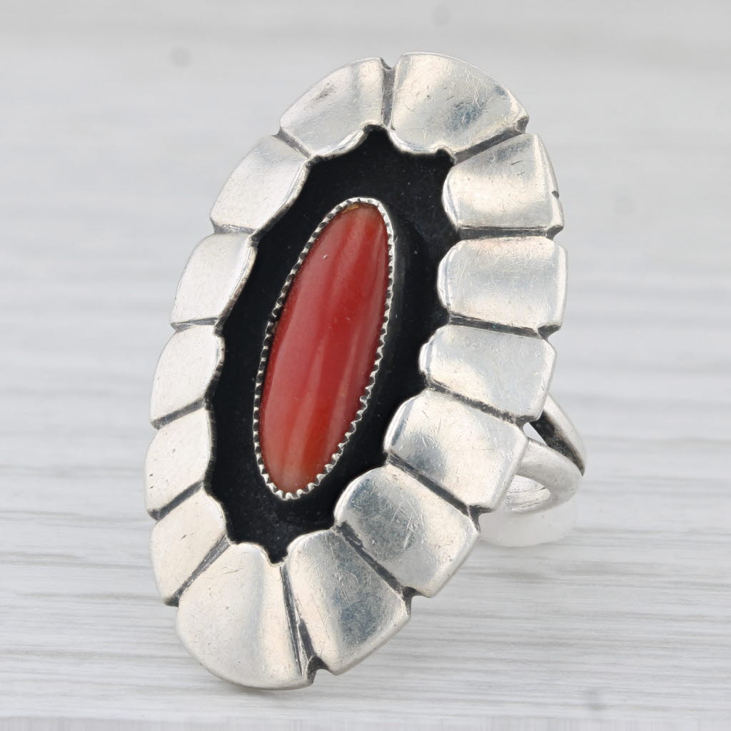 Light Gray Vintage Native American Coral Statement Ring Sterling Silver Size 6.5