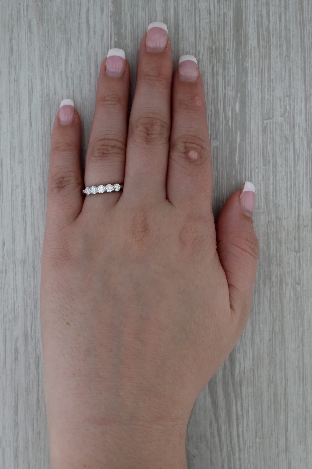 Hearts on Fire 0.68ctw Diamond Wedding Band 18k White Gold Size 6.5 Anniversary