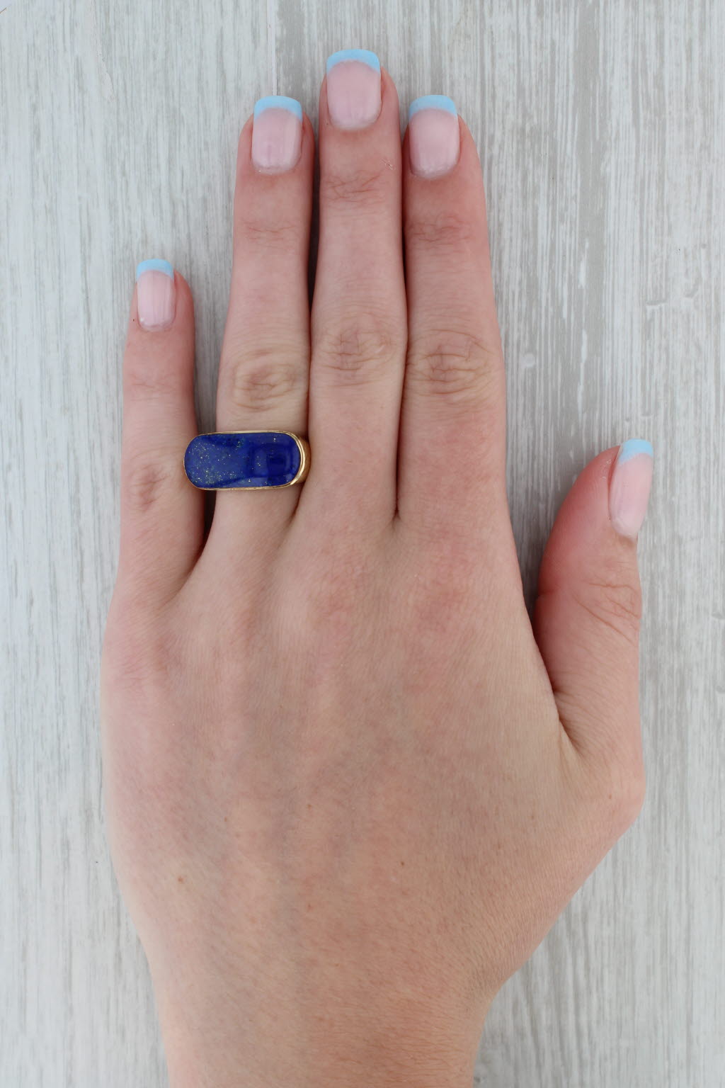 Dark Gray Blue Lapis Lazuli Saddle Ring 18k Yellow Gold Size 7.25 Oval Cabochon