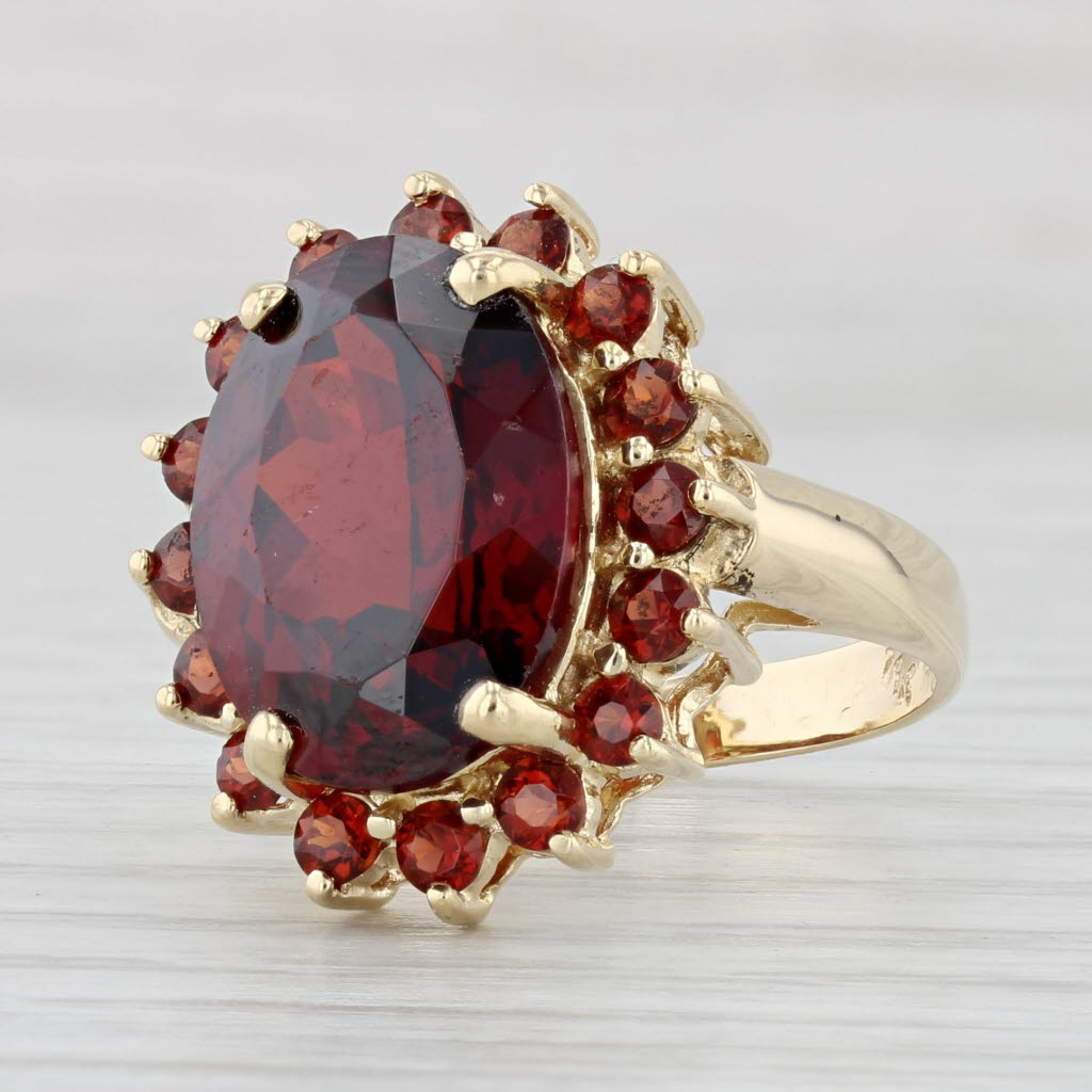 Light Gray 1.24 Garnet Red Glass Ring 14k Yellow Gold Size 7.5 Cocktail