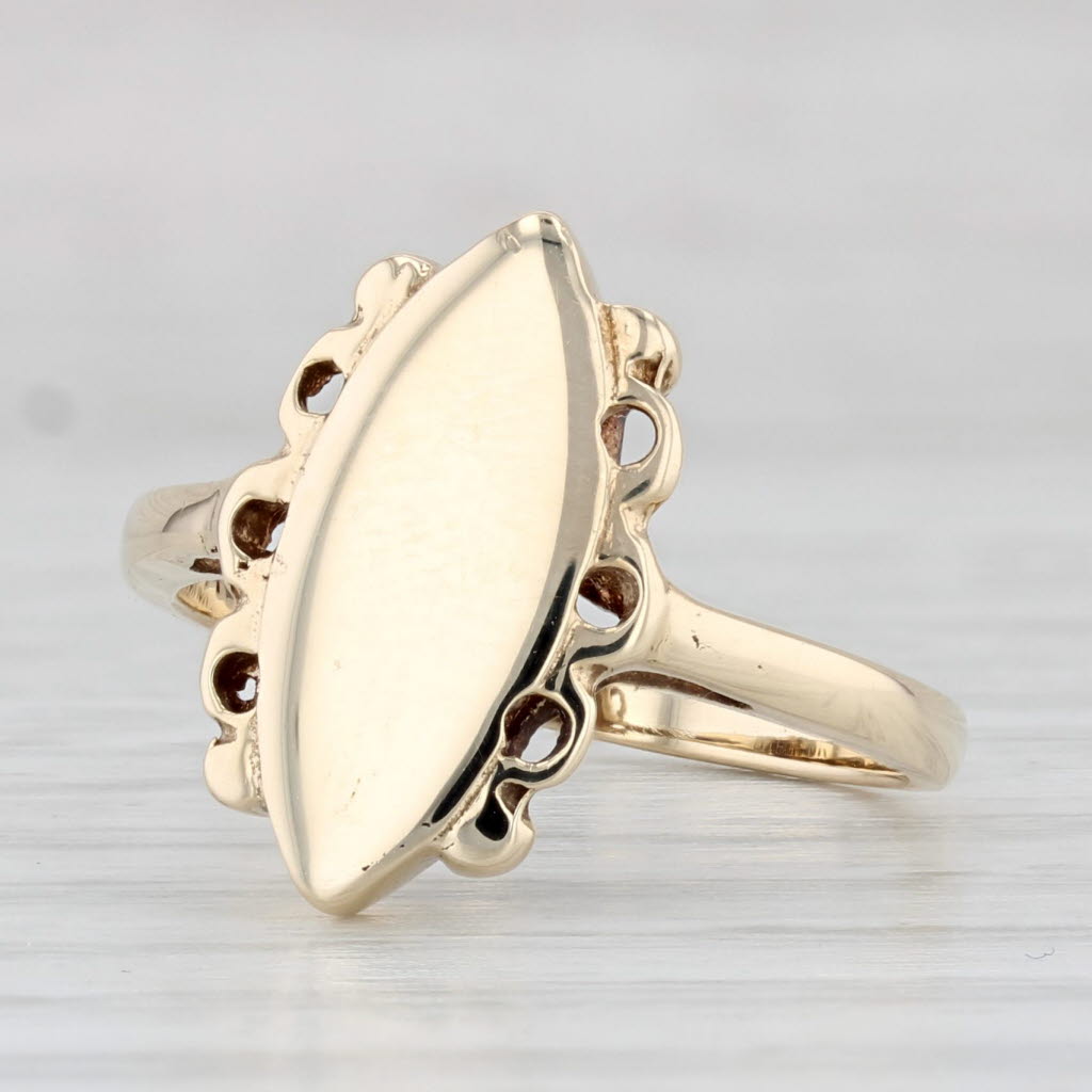 Light Gray Engravable Vintage Signet Ring 10k Yellow Gold Size 6