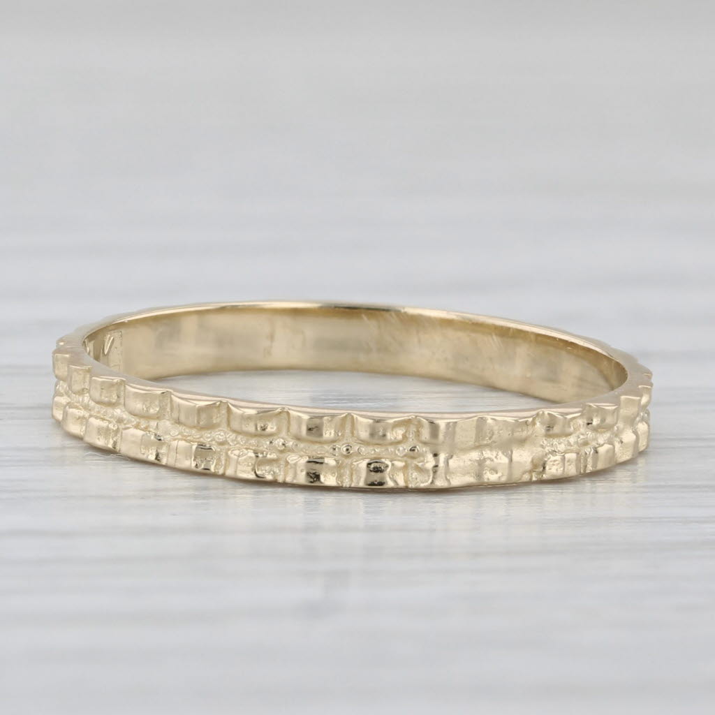 Patterned Stackable Ring 14k Yellow Gold Size 6 Wedding Band