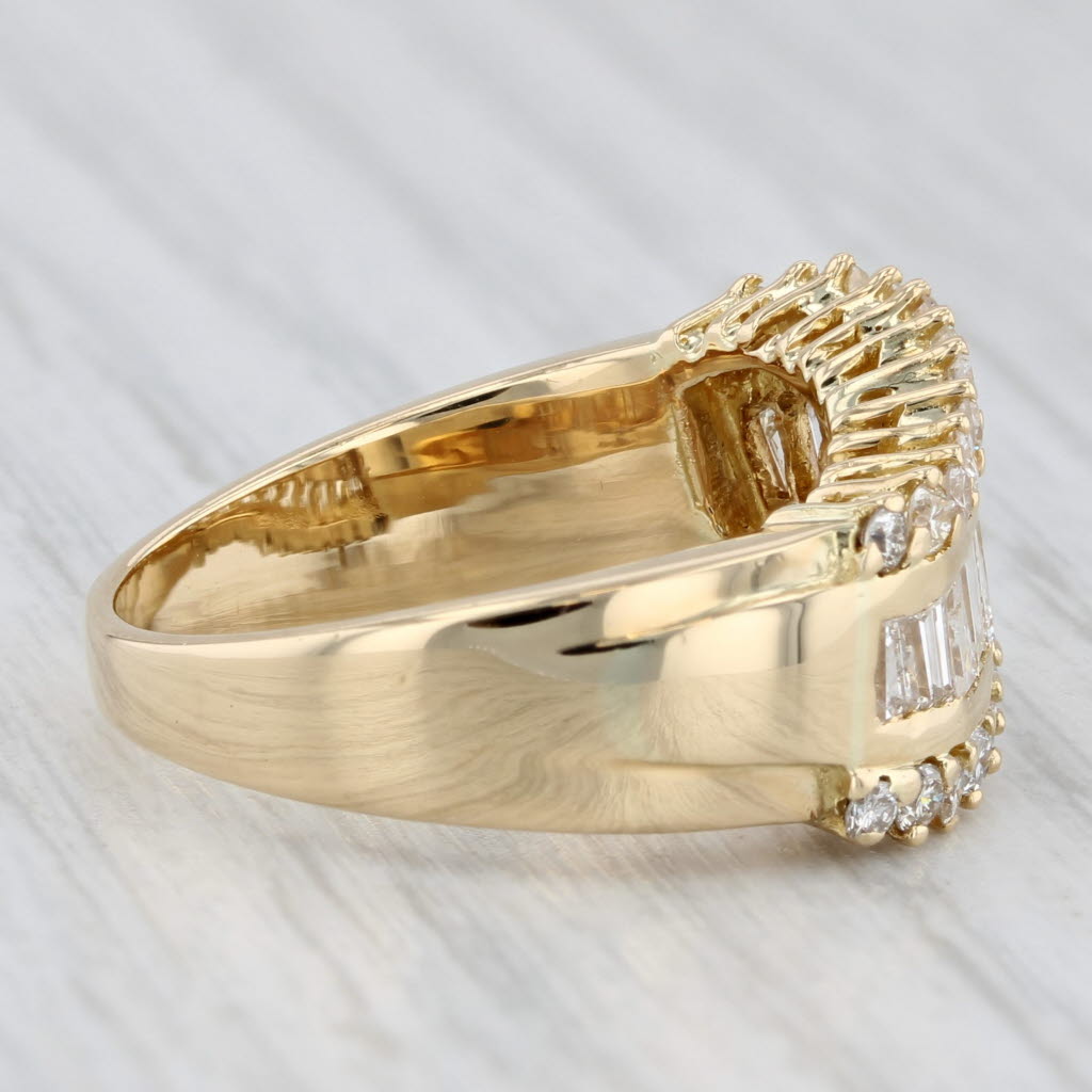 Light Gray 1.04ctw Baguette Diamond Ring 18k Yellow Gold Size 6.75 Contoured Band