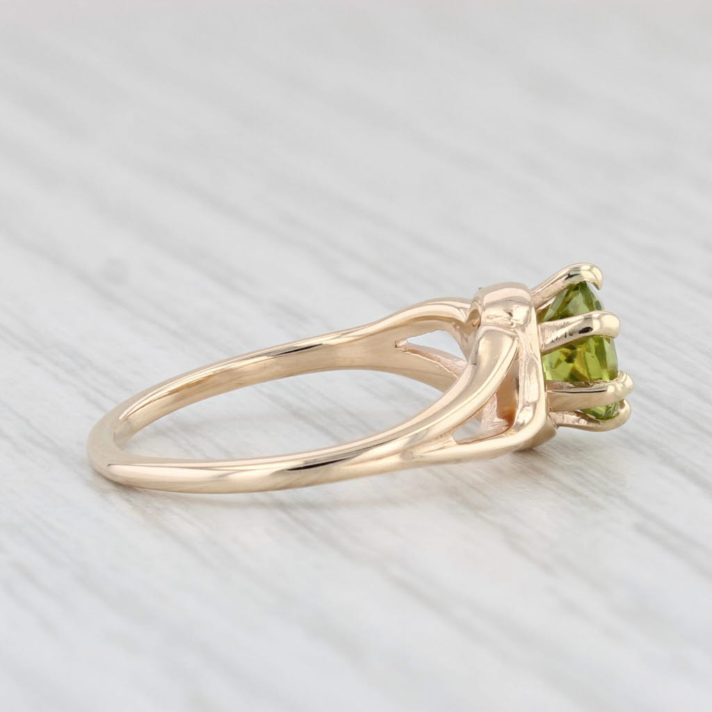 Light Gray 0.85ct Round Peridot Solitaire Ring 10k Yellow Gold Size 5.5 Church & Co Vintage