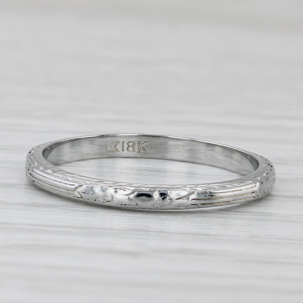 Light Gray Art Deco Etched Wheat Wedding Band 18k White Gold Size 5.5 Stackable Ring