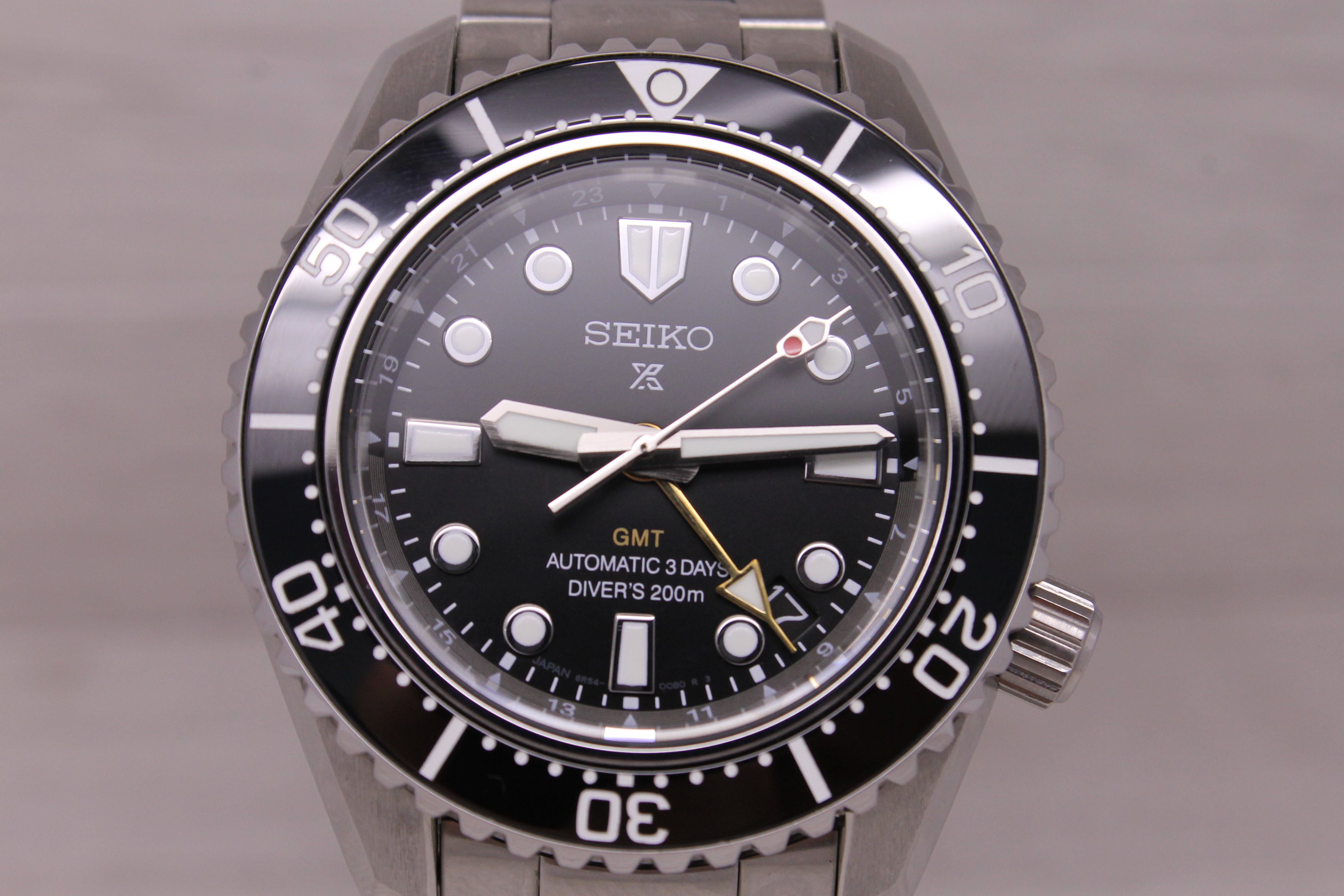 Seiko Prospex GMT SPB383J1 Mens 42mm Steel Automatic Diver Watch Bracelet & Box