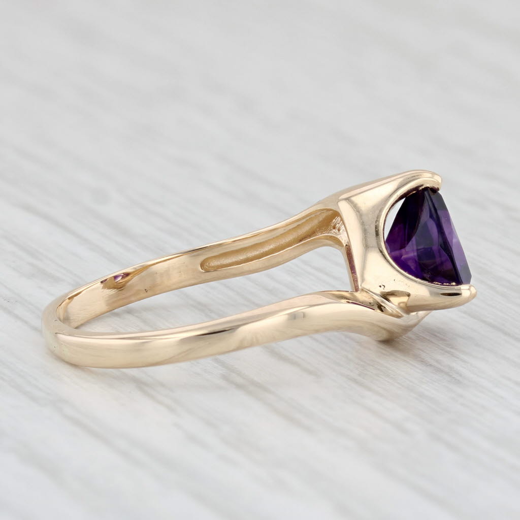 Light Gray 1.65ct Amethyst Trillion Solitaire Ring 14k Yellow Gold Size 8