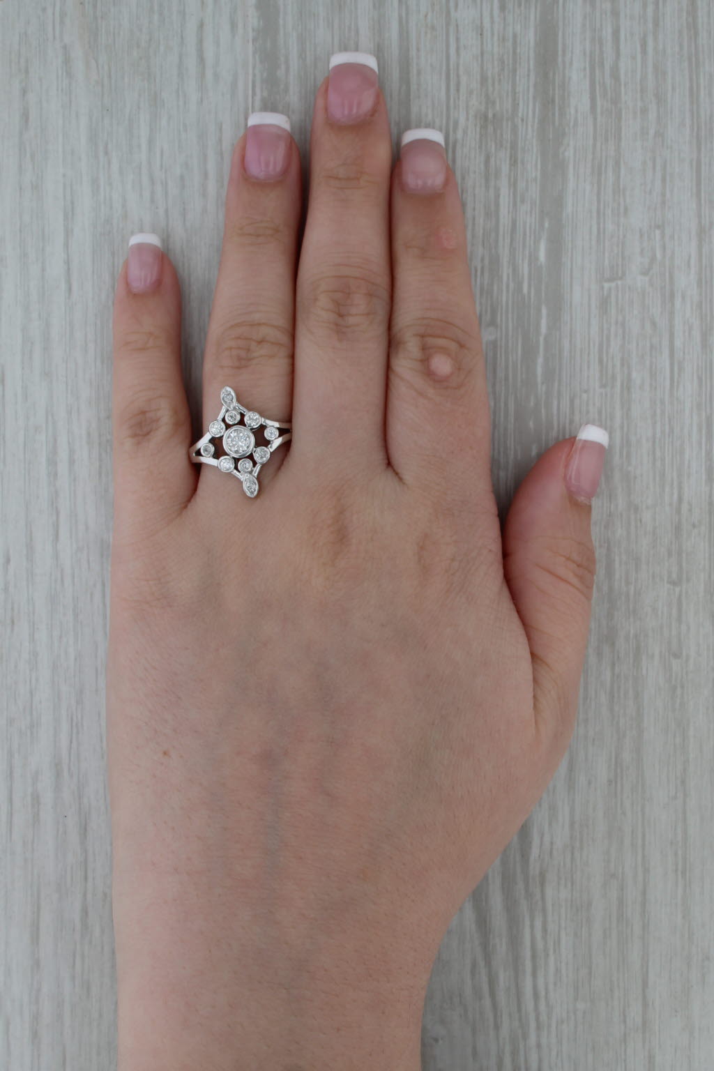 0.63ctw Diamond Cluster Cocktail Engagement Ring 14k White Gold Size 9