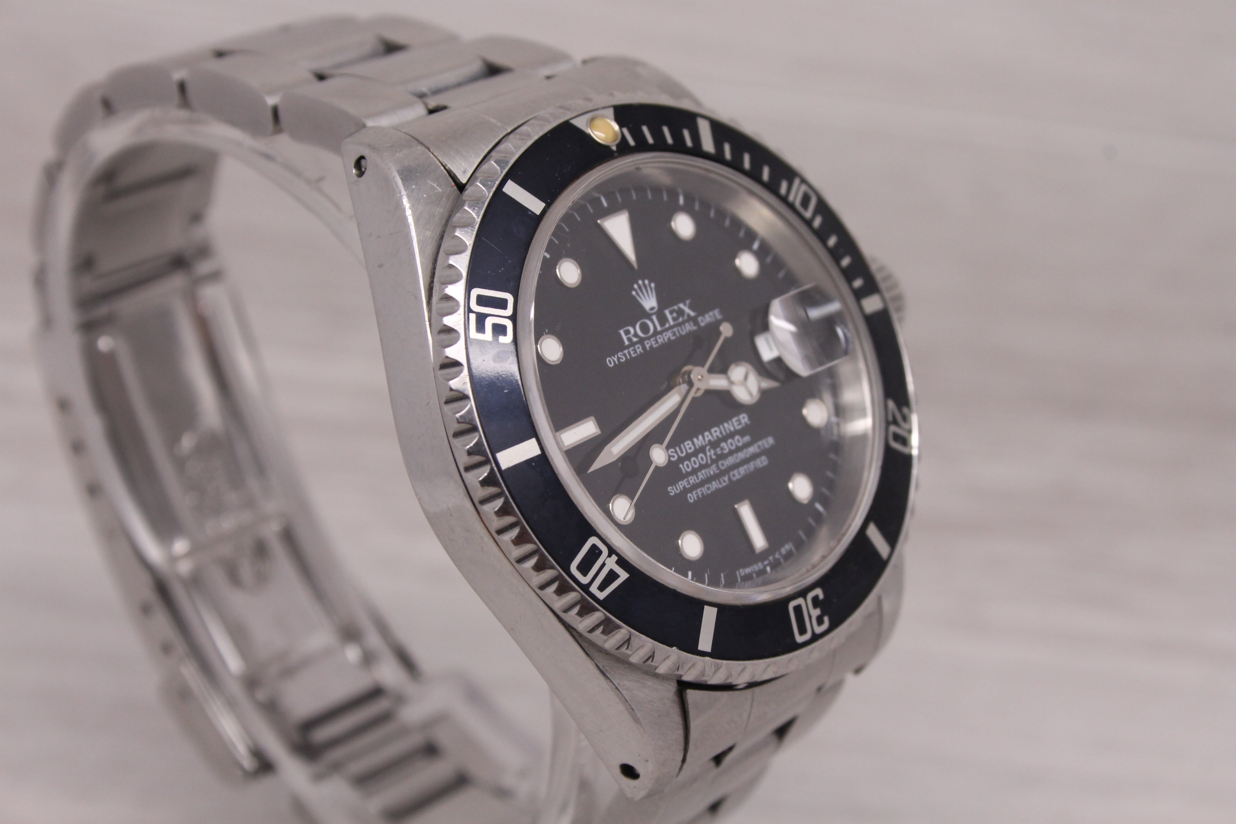 Vintage 1991 Rolex Submariner 16610 Mens 40mm Steel Divers
