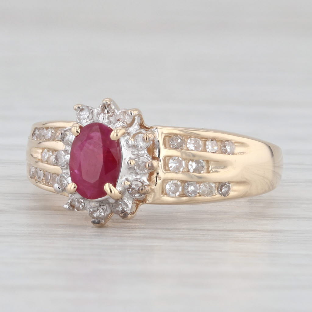 Light Gray 0.85ctw Ruby Diamond Halo Ring 14k Yellow Gold Size 7.25 Engagement