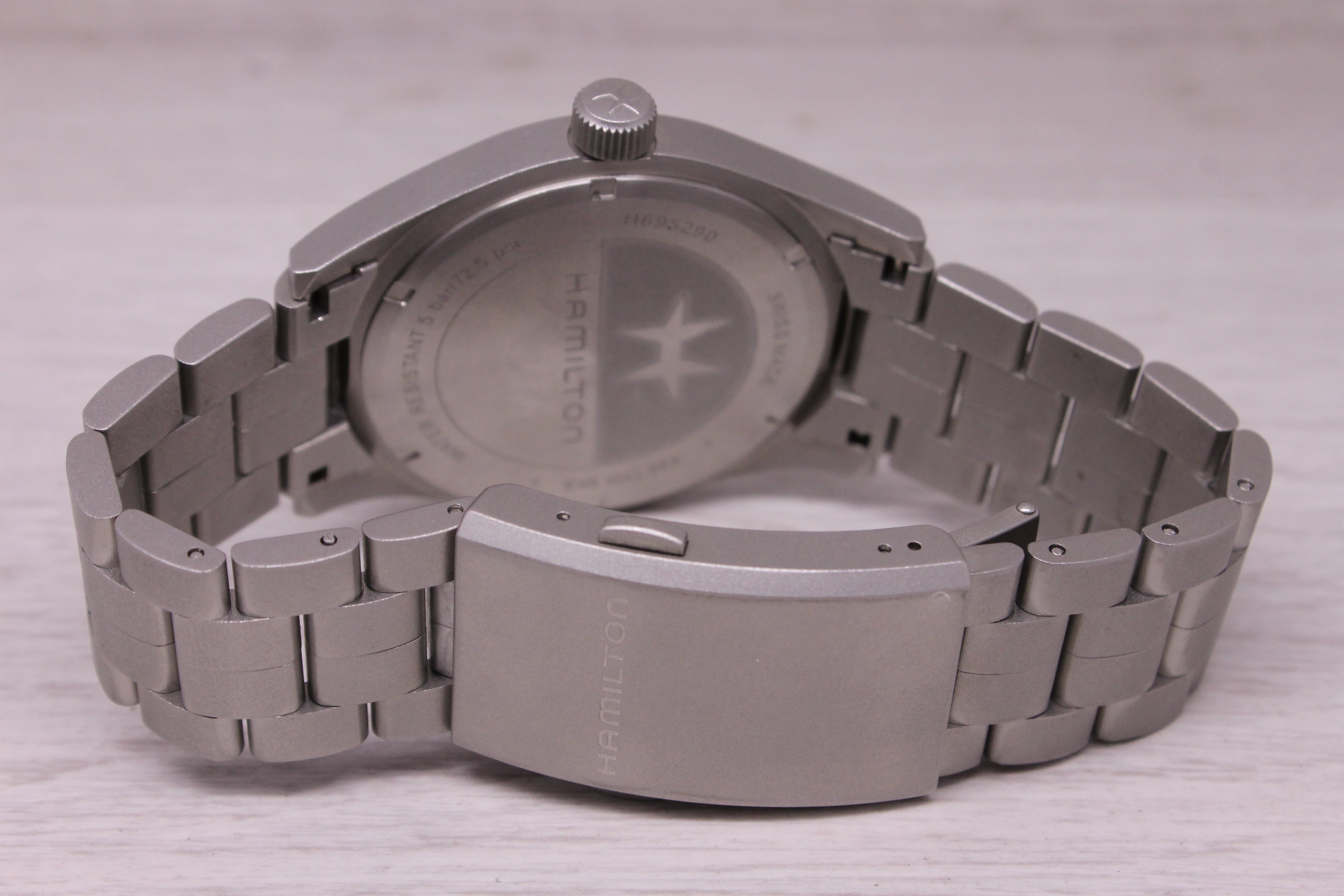 Hamilton Khaki Field Mechanical Mens Watch 42mm Steel Military Swiss H695290 Box