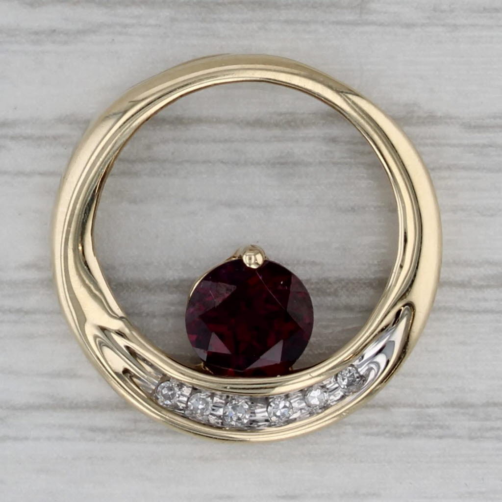 Dark Gray 1.07ctw Garnet Diamond Circle Pendant 10k Yellow Gold