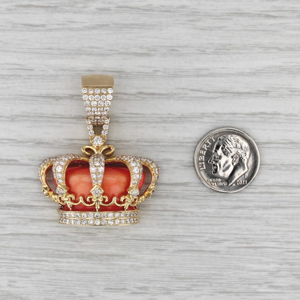 New 3.25ctw Diamond Crown Pendant 10k Yellow Gold Resin Statement