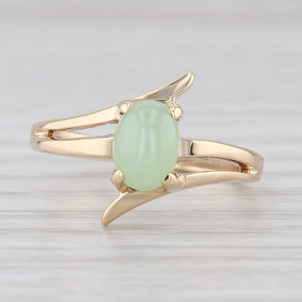 Linde Lab Created Mint Green Star Sapphire 10k Yellow Gold Bypass Size 6