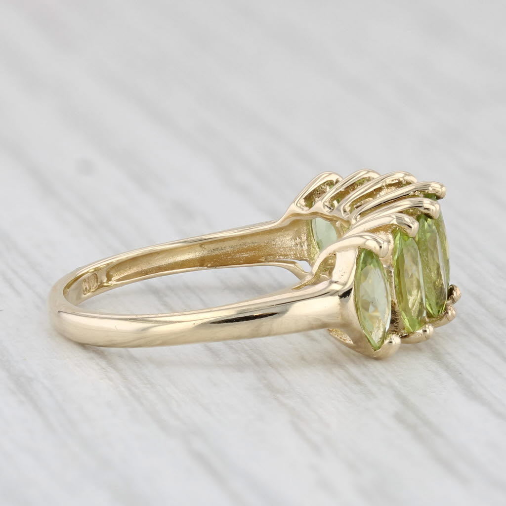 Light Gray 1.50ctw Marquise Peridot Ring 10k Yellow Gold Size 5