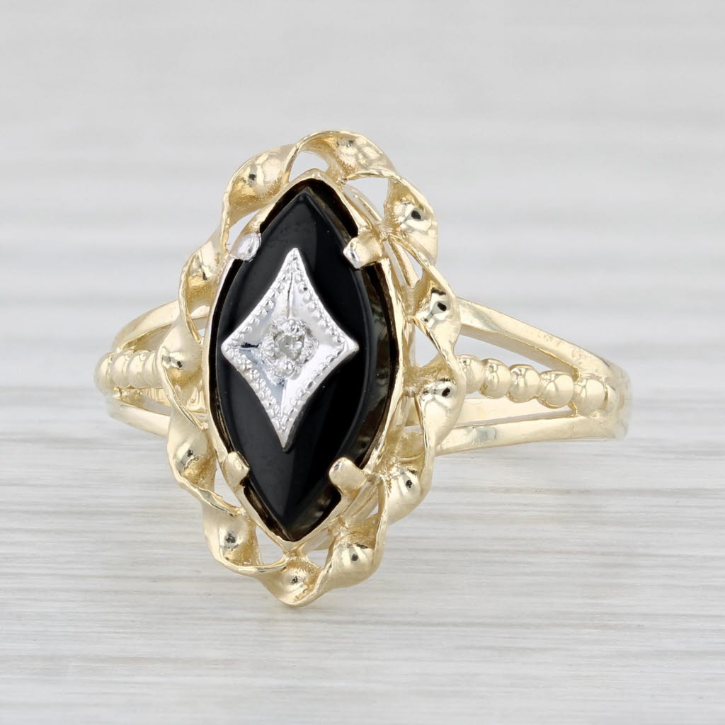 Light Gray Onyx Diamond Signet Ring 10k Yellow Gold Size 6 Vintage