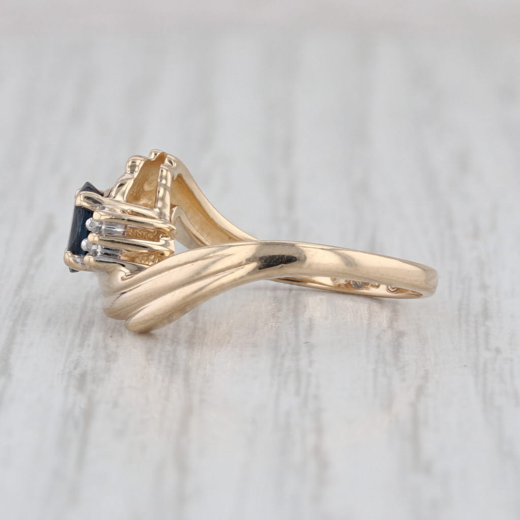 0.64ctw Oval Blue Sapphire Diamond Bypass Ring 14k Yellow Gold Size 6.5