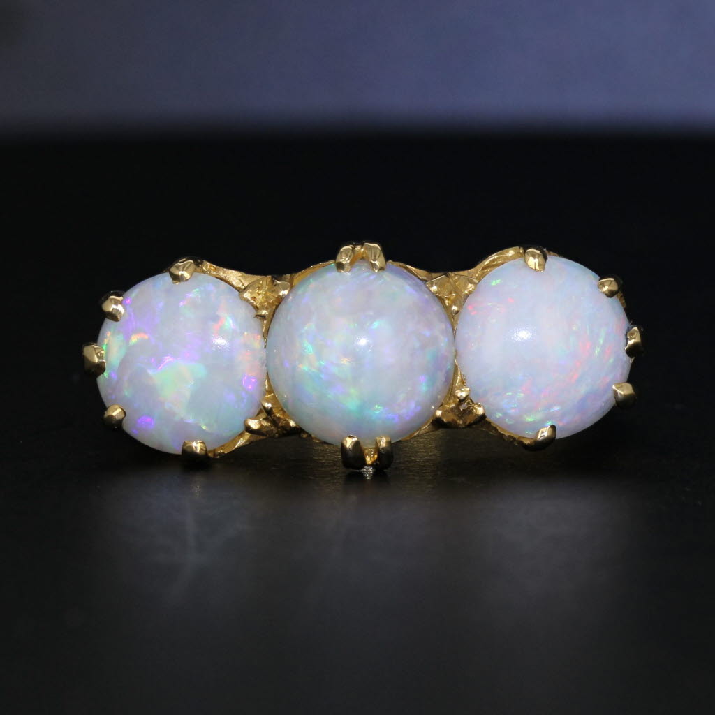 Black Vintage Ornate 3-Stone Opal Ring 18k Yellow Gold Size 6.75