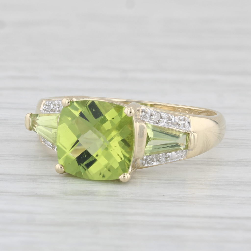 Light Gray 3.13ctw Cushion Green Peridot Diamond Ring 10k Yellow Gold Size 7.25