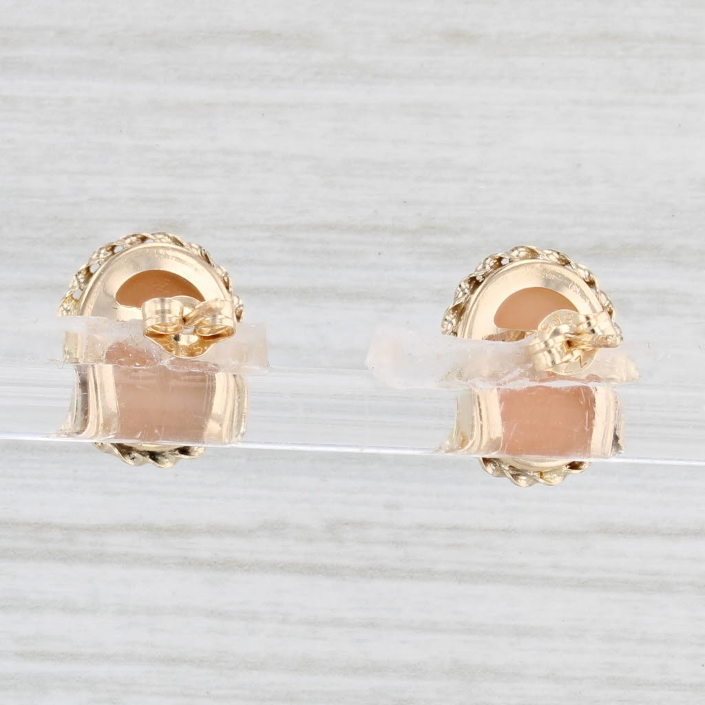 Light Gray Figural Carved Shall Cameo Stud Earrings 14k Yellow Gold