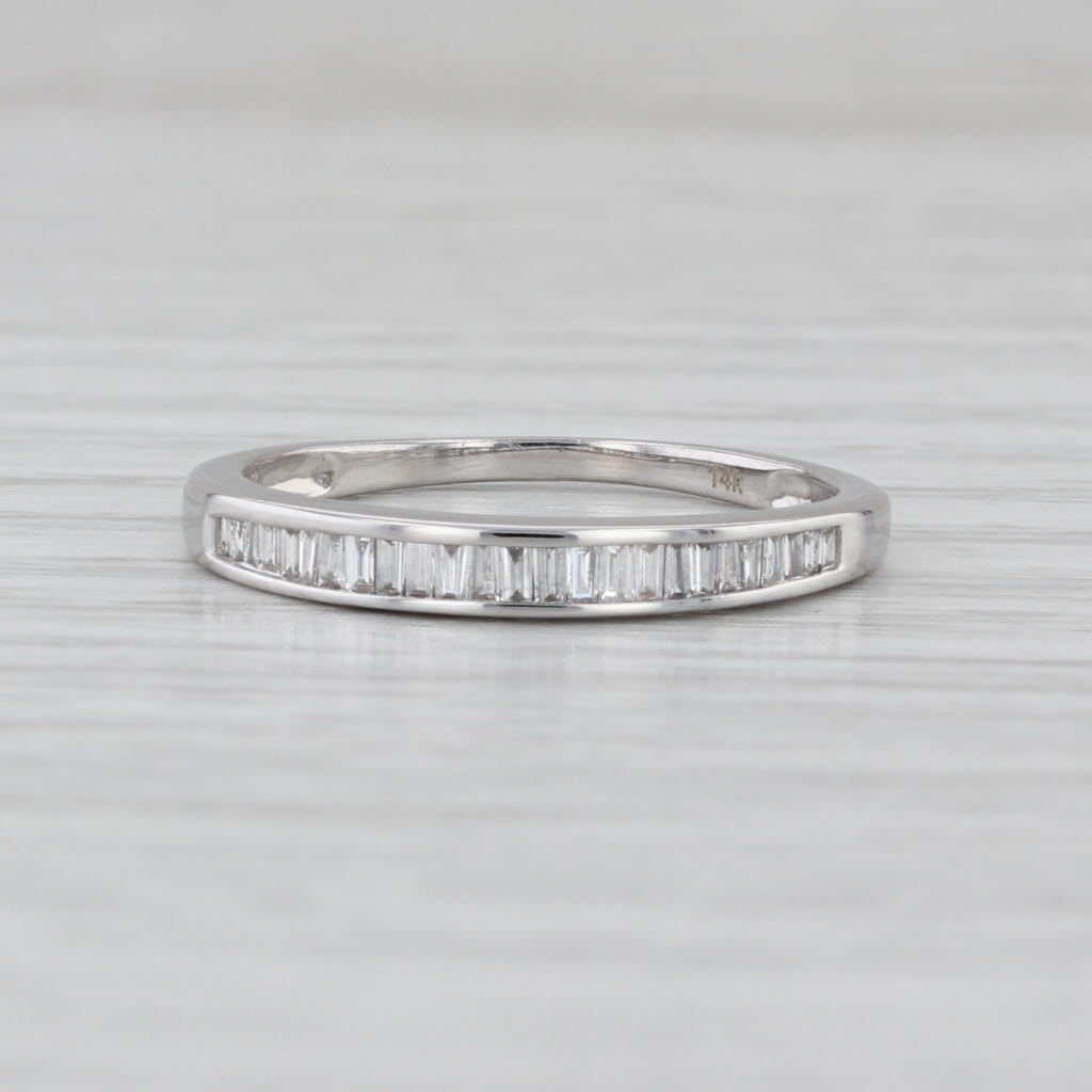 0.25ctw Diamond Wedding Band 14k White Gold Size 6.5 Stackable Ring