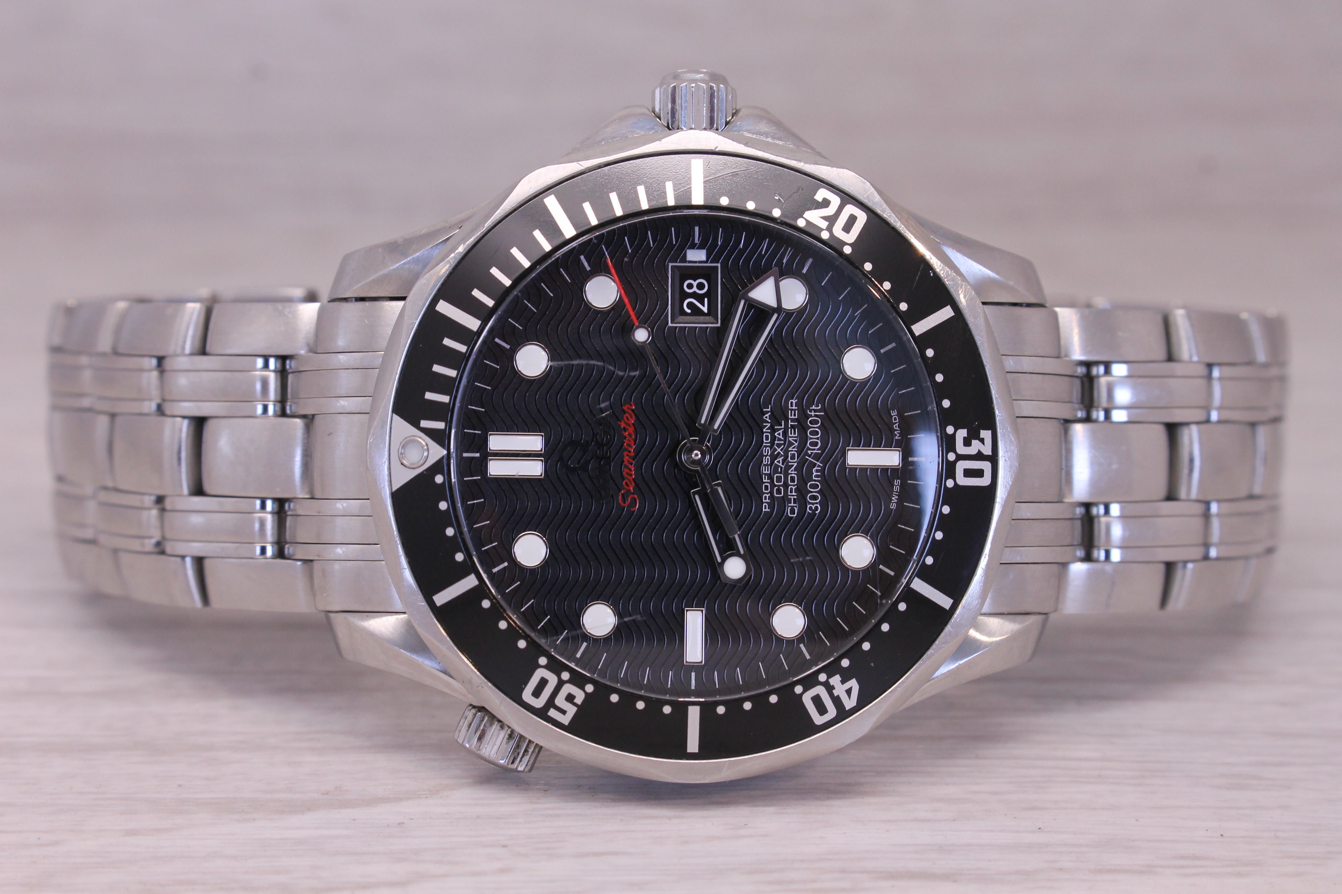 Omega Seamaster Professional 300m 41mm Steel Automatic Divers Watch w Box Cards