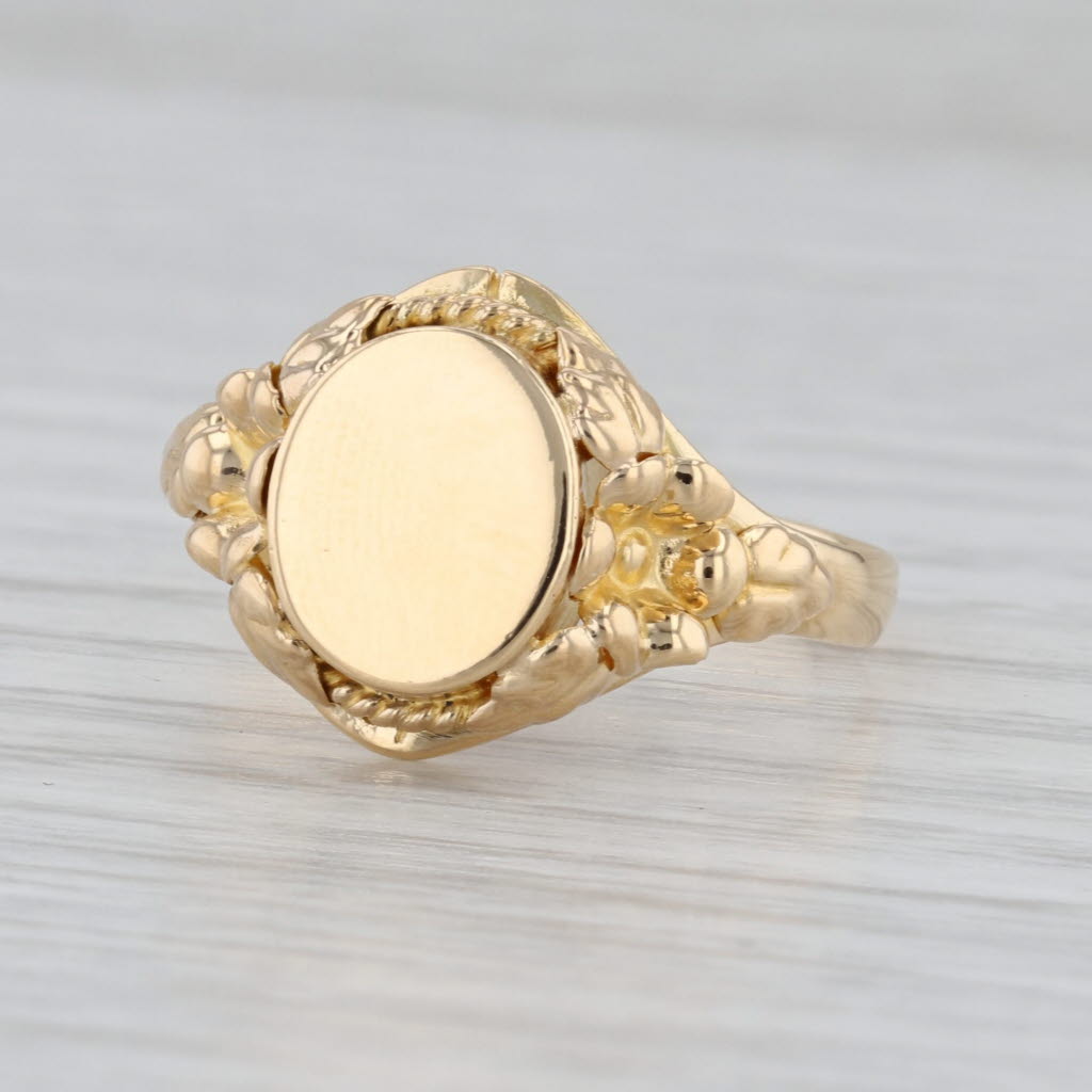 Vintage Floral Engravable Signet Ring 18k Yellow Gold Size 9.25