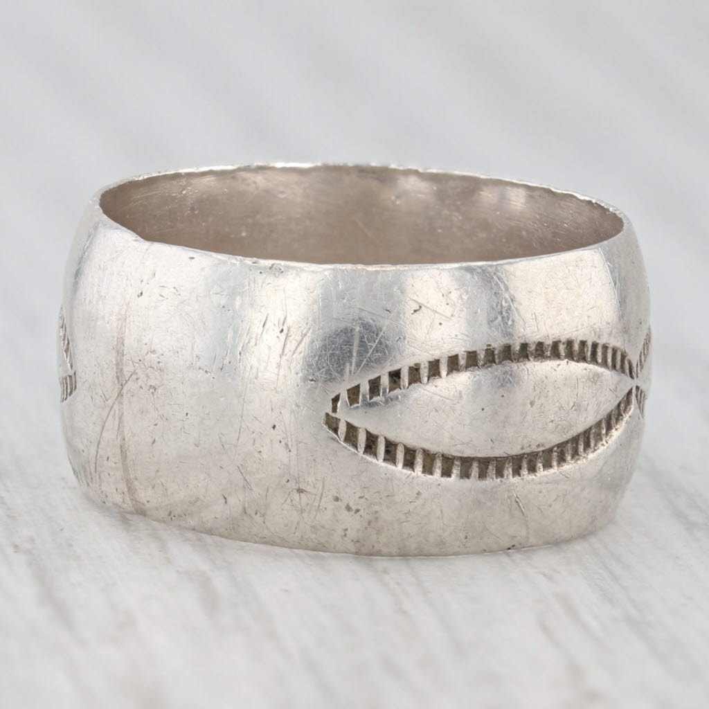 Light Gray Vintage Stamped Design Ring Sterling Silver Size 7.5 Band Southwestern Jewelry