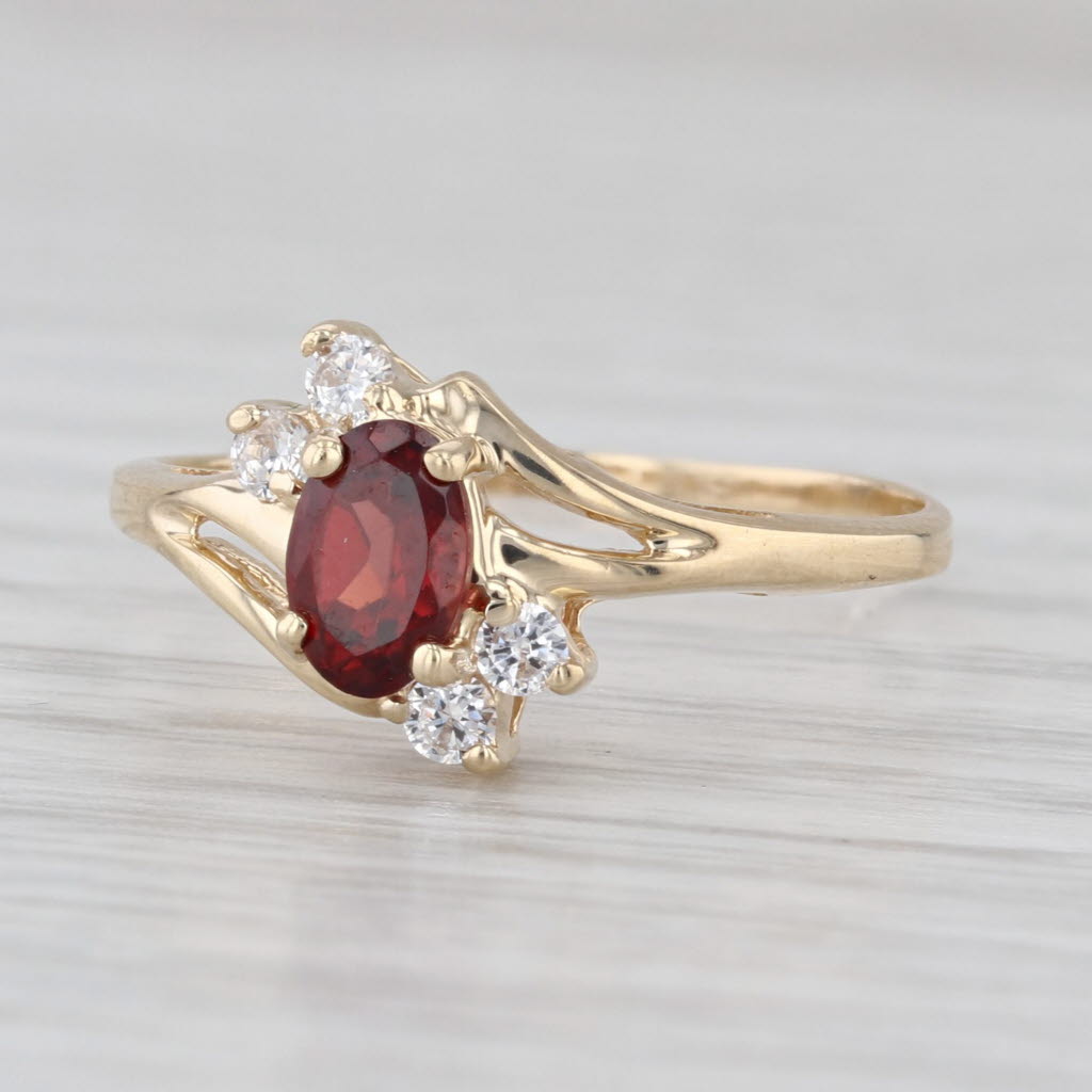 0.73ctw Garnet Cubic Zirconia Ring 10k Yellow Gold Size 7