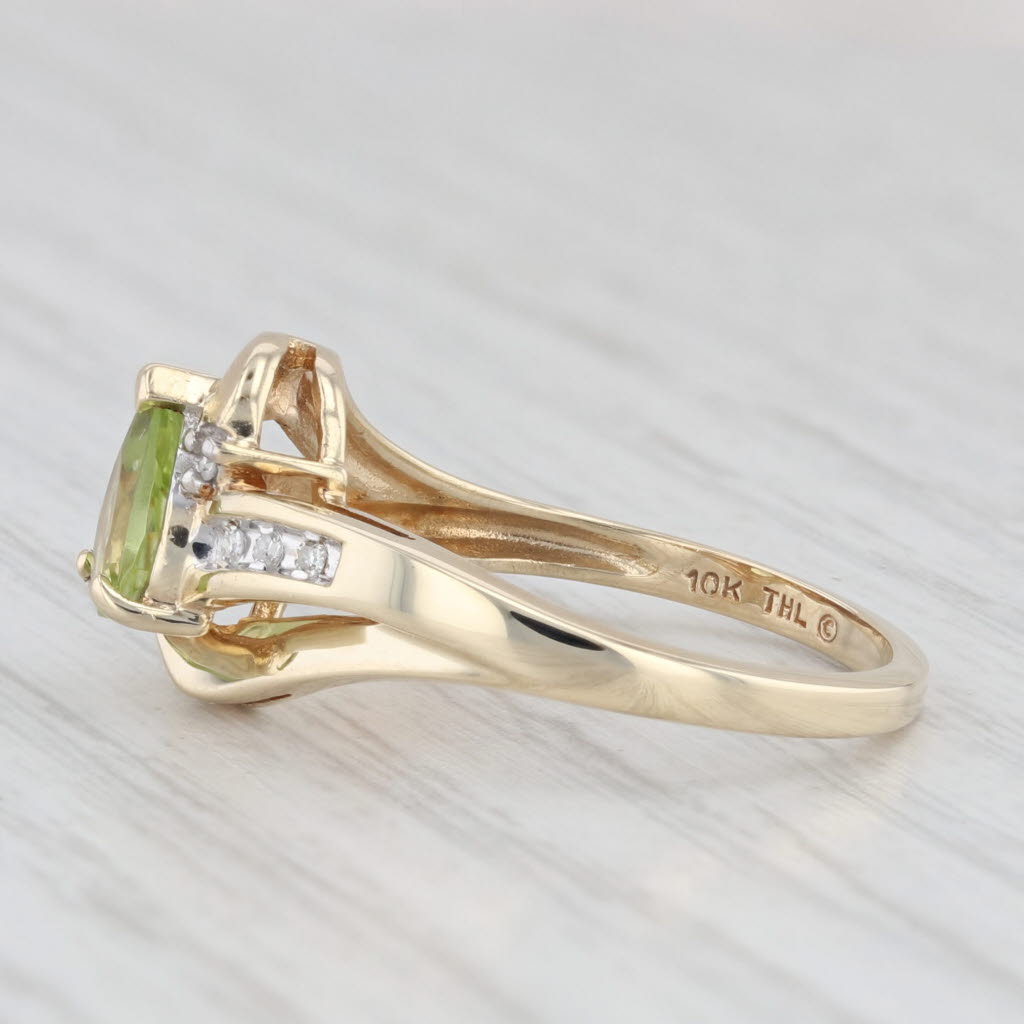 Light Gray 0.79ctw Pear Peridot Diamond Bypass Ring 10k Yellow Gold Size 7