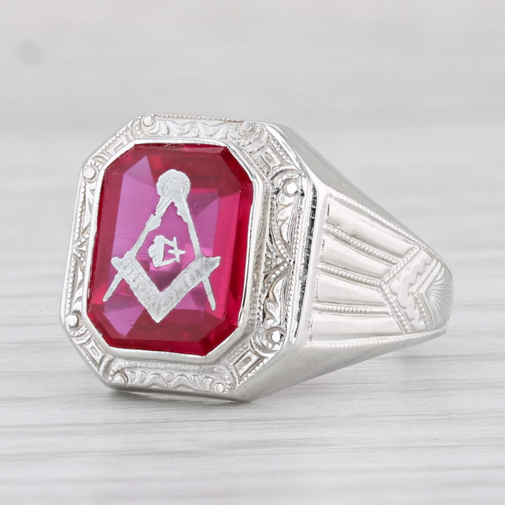 Light Gray Vintage Masonic Ring 10k Gold Lab Created Ruby Square Compass Blue Lodge Sz 5.5