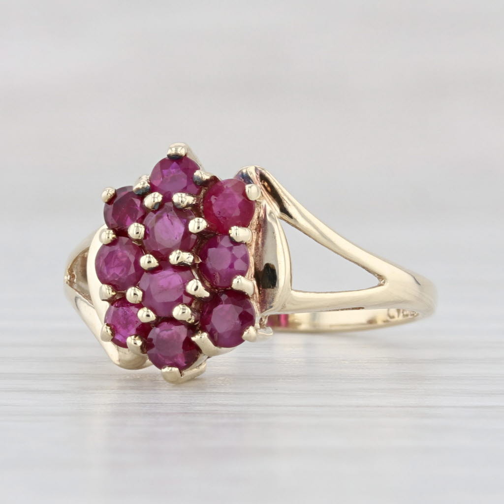 Light Gray 0.84ctw Garnet Cluster Ring 10k Yellow Gold Size 7.25