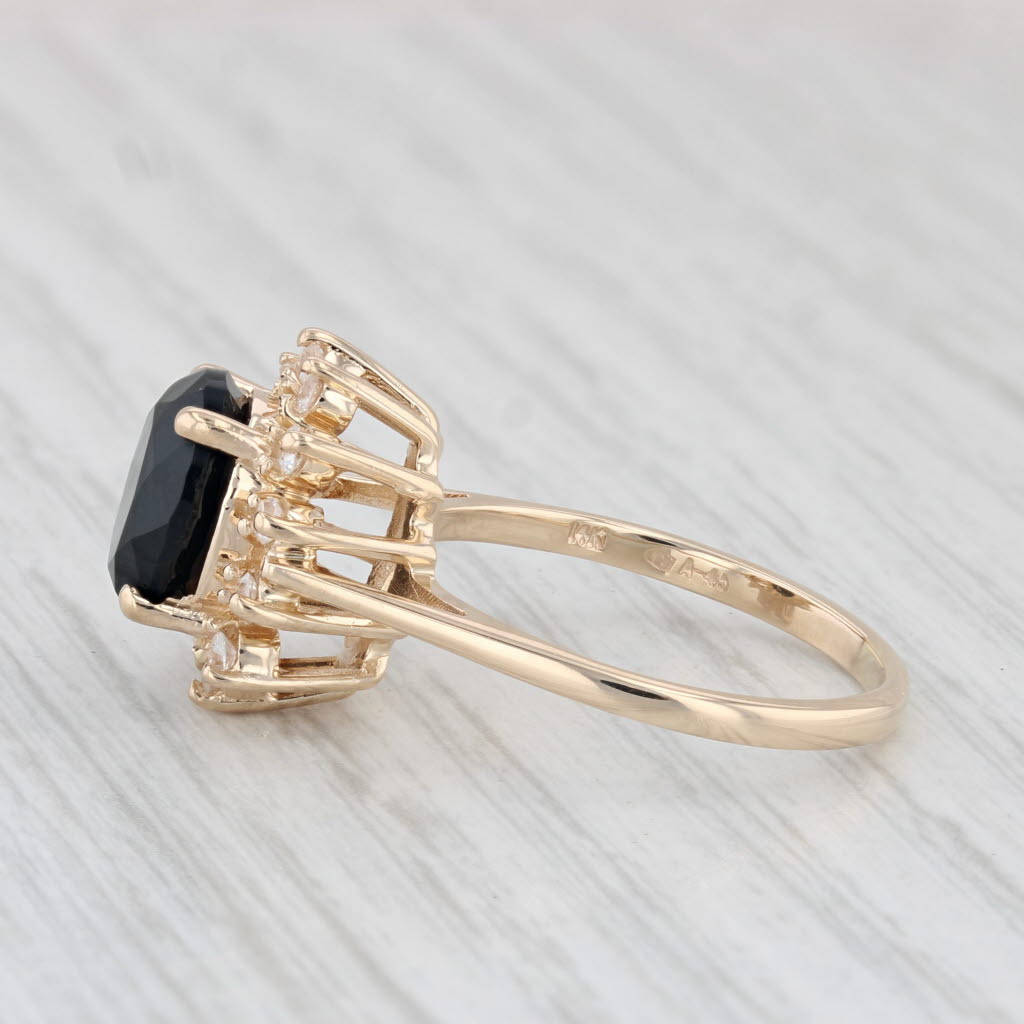 Light Gray 2.92ctw Oval Black Onyx Cubic Zirconia Halo Ring 14k Yellow Gold Size 8