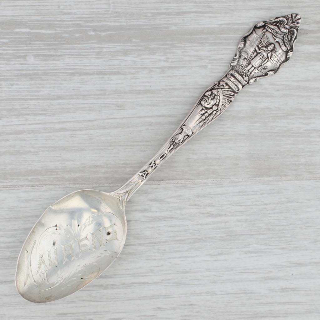 Laurens Iowa Souvenir Spoon Sterling Silver Vintage Figural 5 3/4"