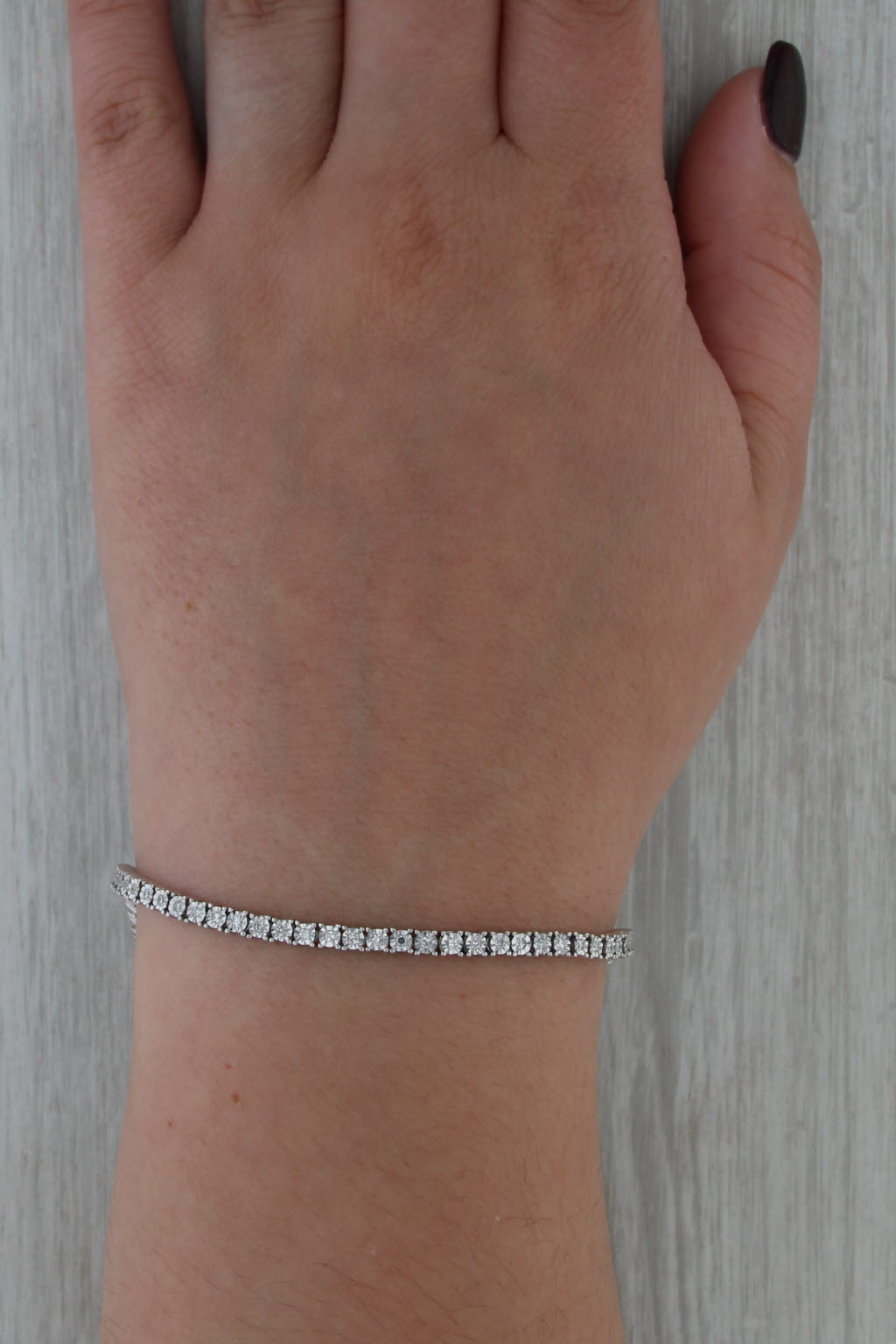 New 0.60ctw Diamond Tennis Bracelet 10k White Gold 8.75" 3mm