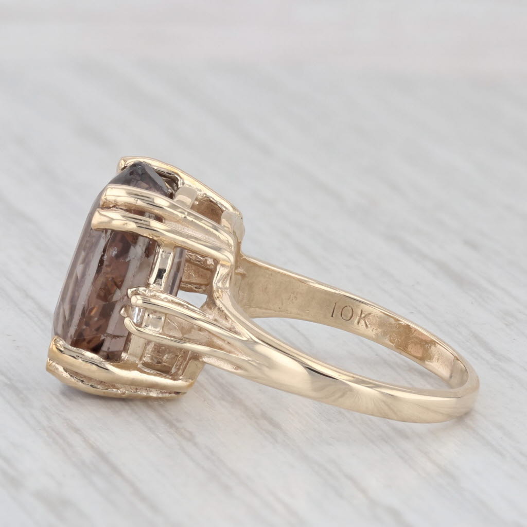 Light Gray 5.86ct Oval Smoky Quartz Solitaire Ring 10k Yellow Gold Cubic Zirconias Size 5.5