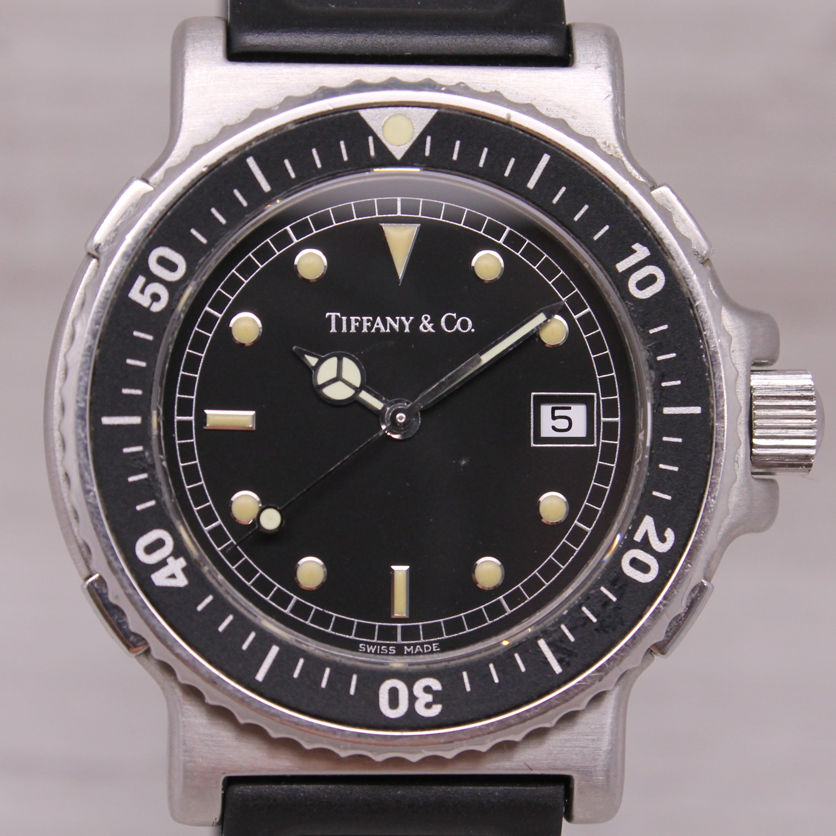 TIffany & Co Diver Watch 39mm Black Dial Stainless Steel Quartz Swiss Date M0710