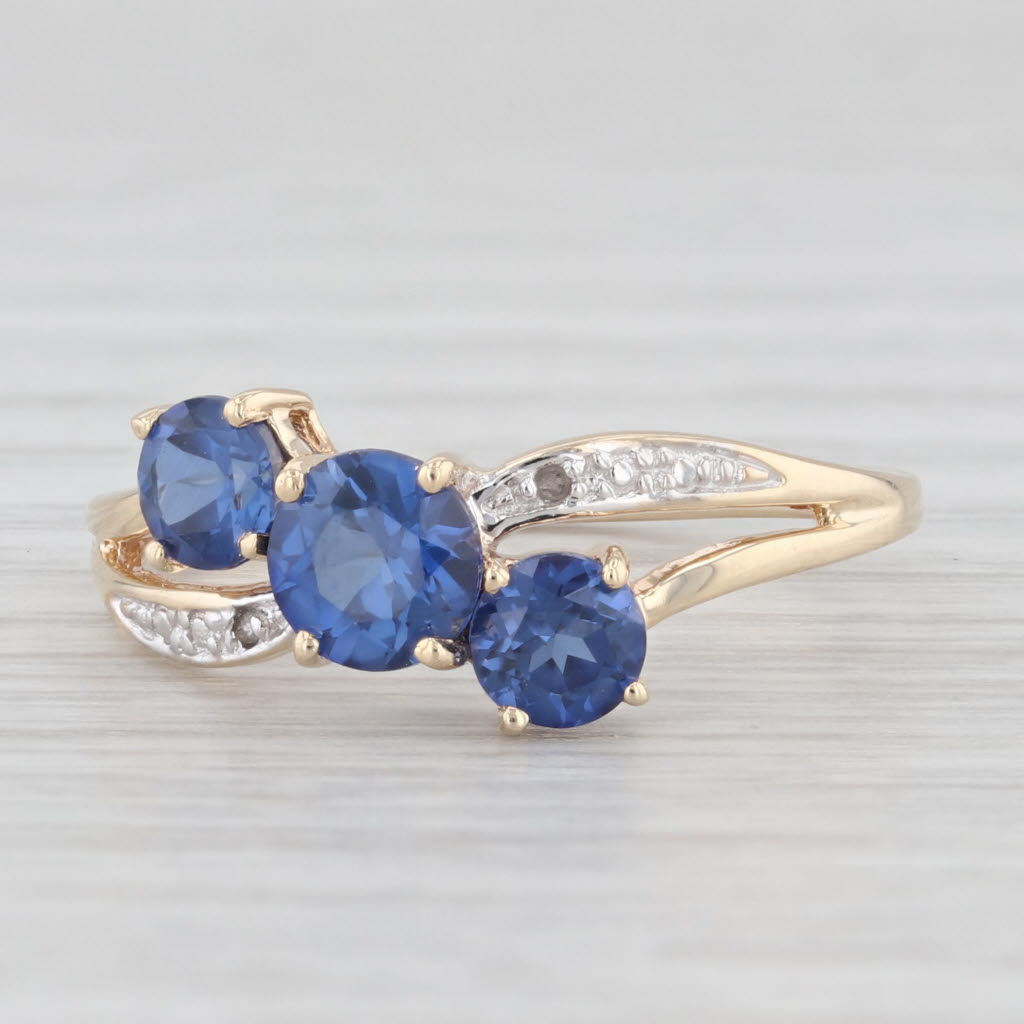 Light Gray 1.29ctw 3-Stone Lab Created Blue Sapphire Diamond Ring 10k Yellow Gold Size 7