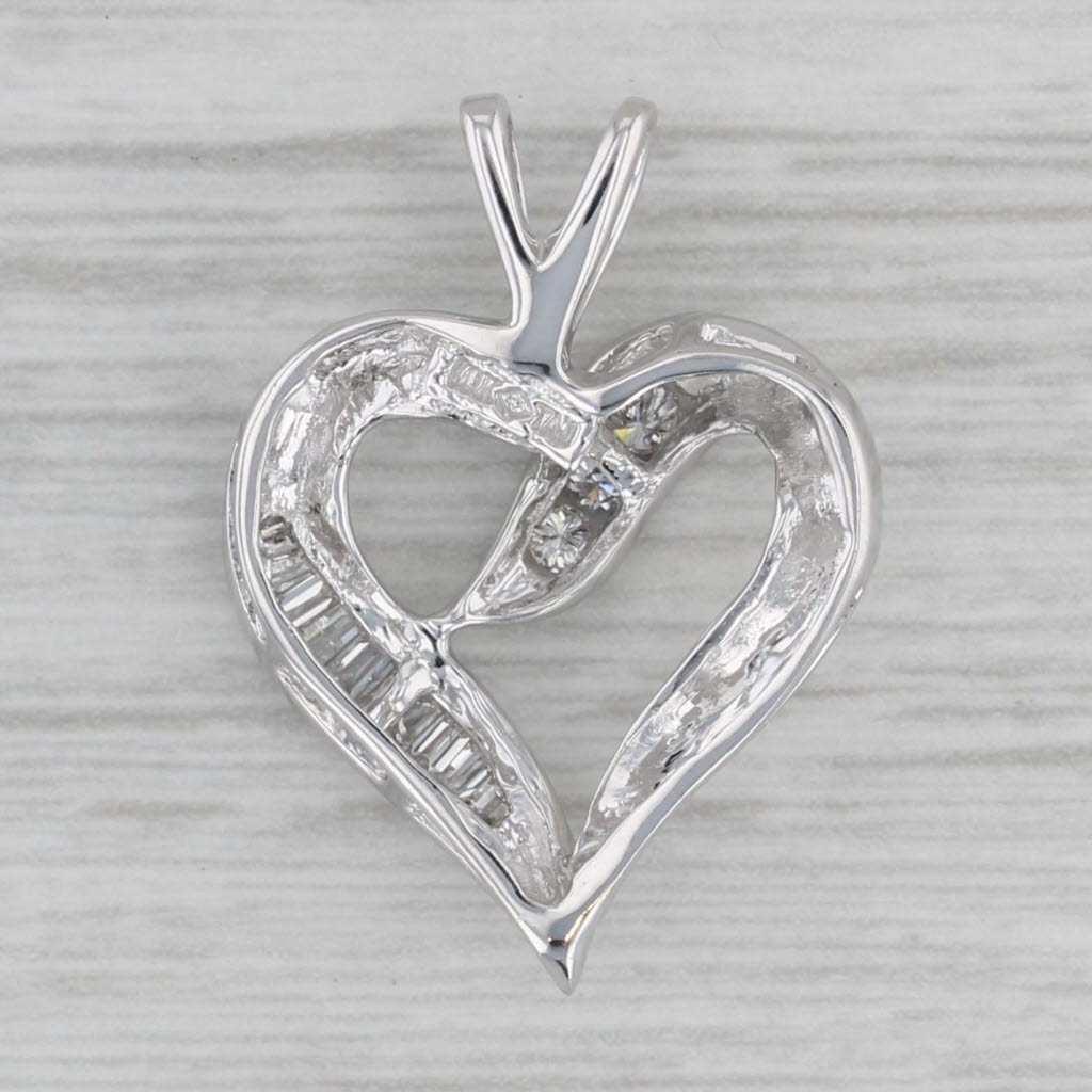 Gray 0.25ctw Diamond Open Heart Pendant 10k White Gold