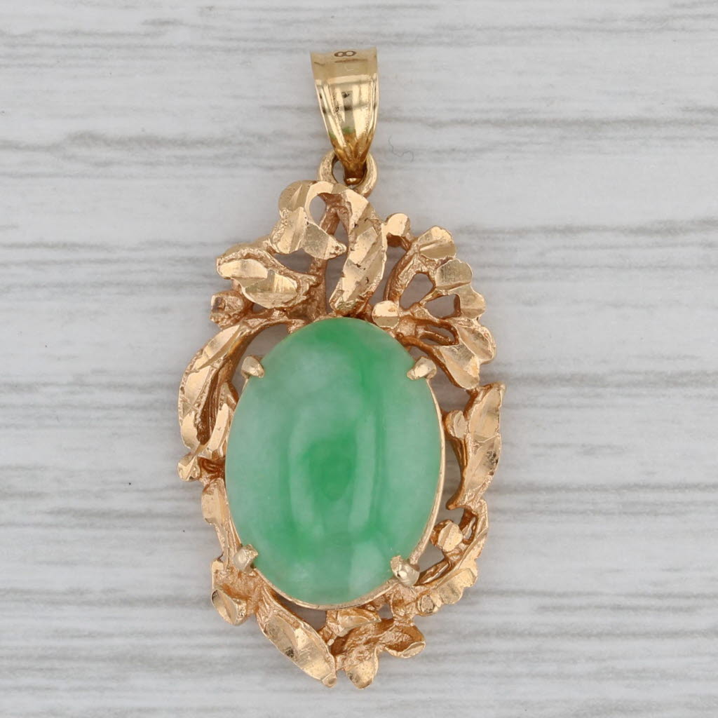 Gray Ornate Jadeite Jade Pendant 18k Yellow Gold Green Oval Cabochon Solitaire