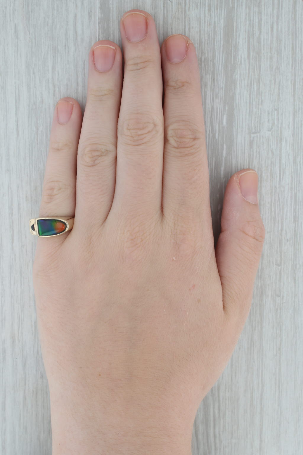 Dark Gray Rainbow Ammolite Doublet Cabochon Peridot Ring 14k Yellow Gold Size 7