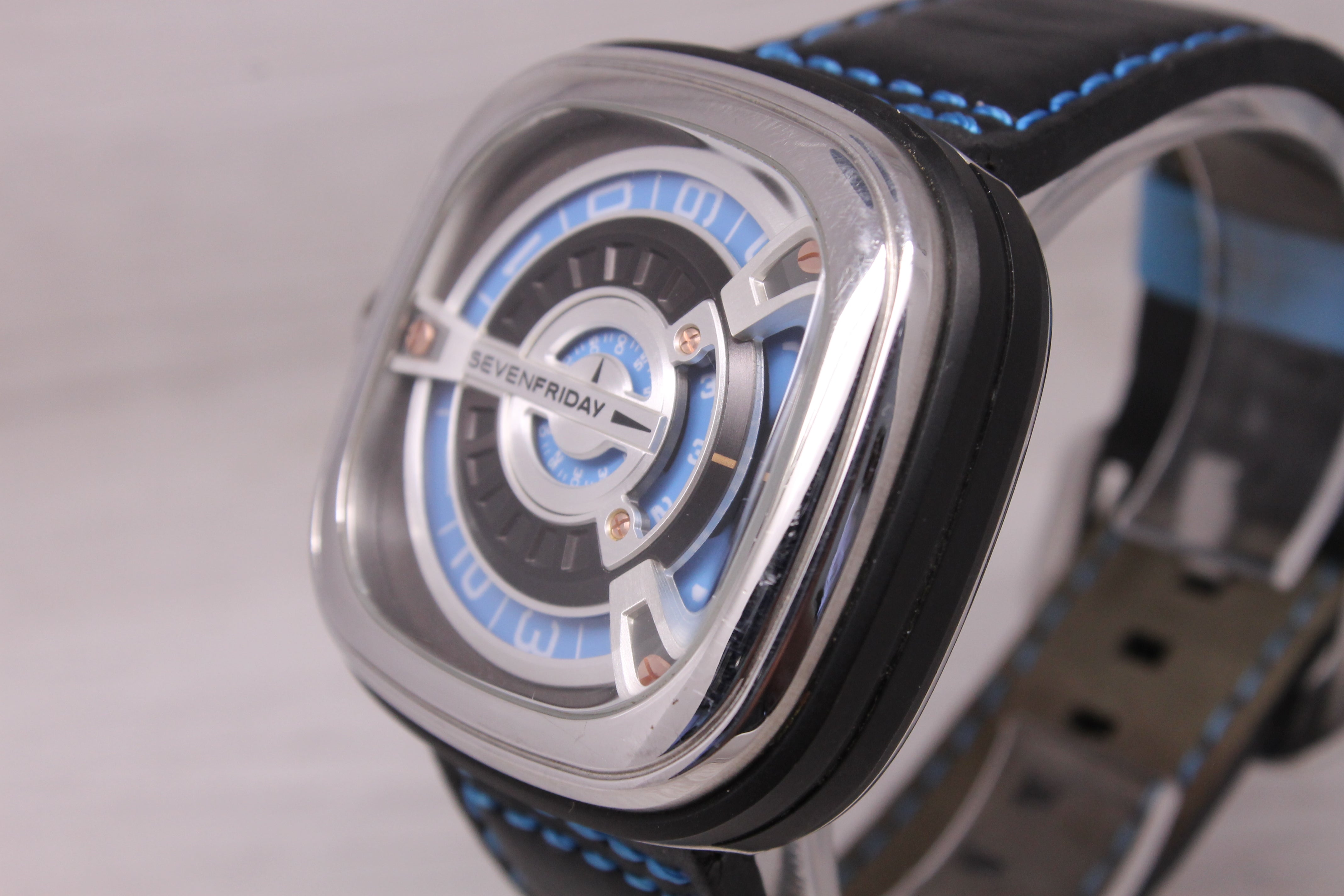 SEVENFRIDAY Handicap International Limited Edition Automatic Mens Watch M1-05